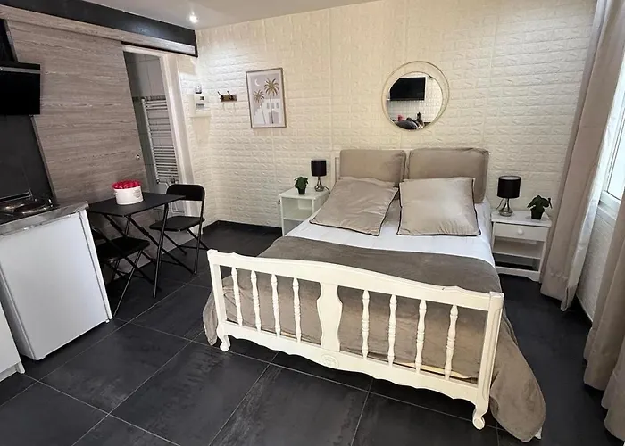 Joli Au Rez De Chaussee